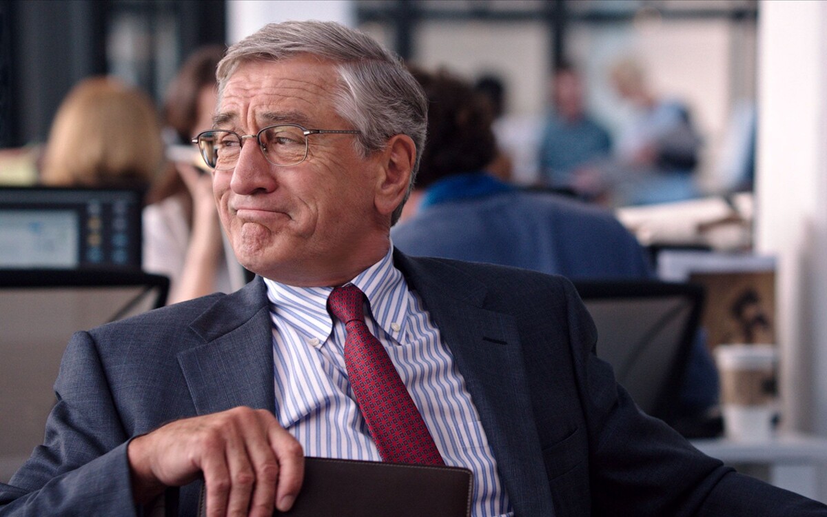 [Кадр из фильма] Стажёр (The Intern, 2015). Режиссёр: Нэнси Майерс