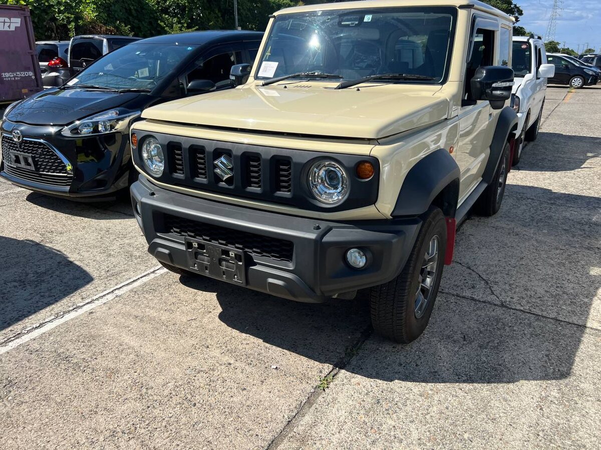 Фото внешности, листайте.