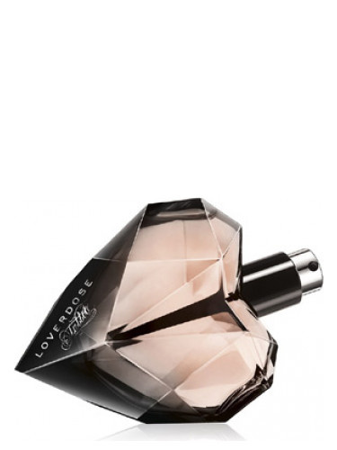 Loverdose Tattoo Eau de Toilette выпущен в 2014 году. Loverdose Tattoo Eau de Toilette был создан Anne Flipo и Pascal Gaurin. Верхние ноты: Чай, Лист черной смородины, Мандарин и Лимон; средние ноты: Магнолия и Роза; базовые ноты: Бобы тонка и Рис.