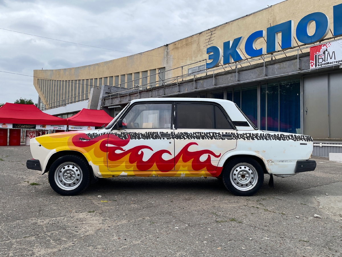 Итоговый результат росписи автомобиля ВАЗ-2107 №2 /// Ⓒ Andrey Krass