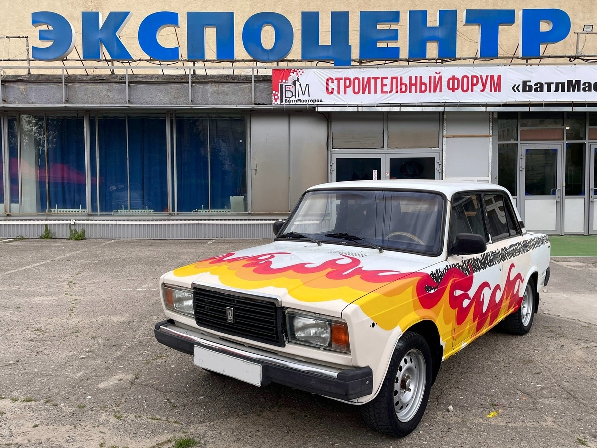 Итоговый результат росписи автомобиля ВАЗ-2107 №1 /// Ⓒ Andrey Krass