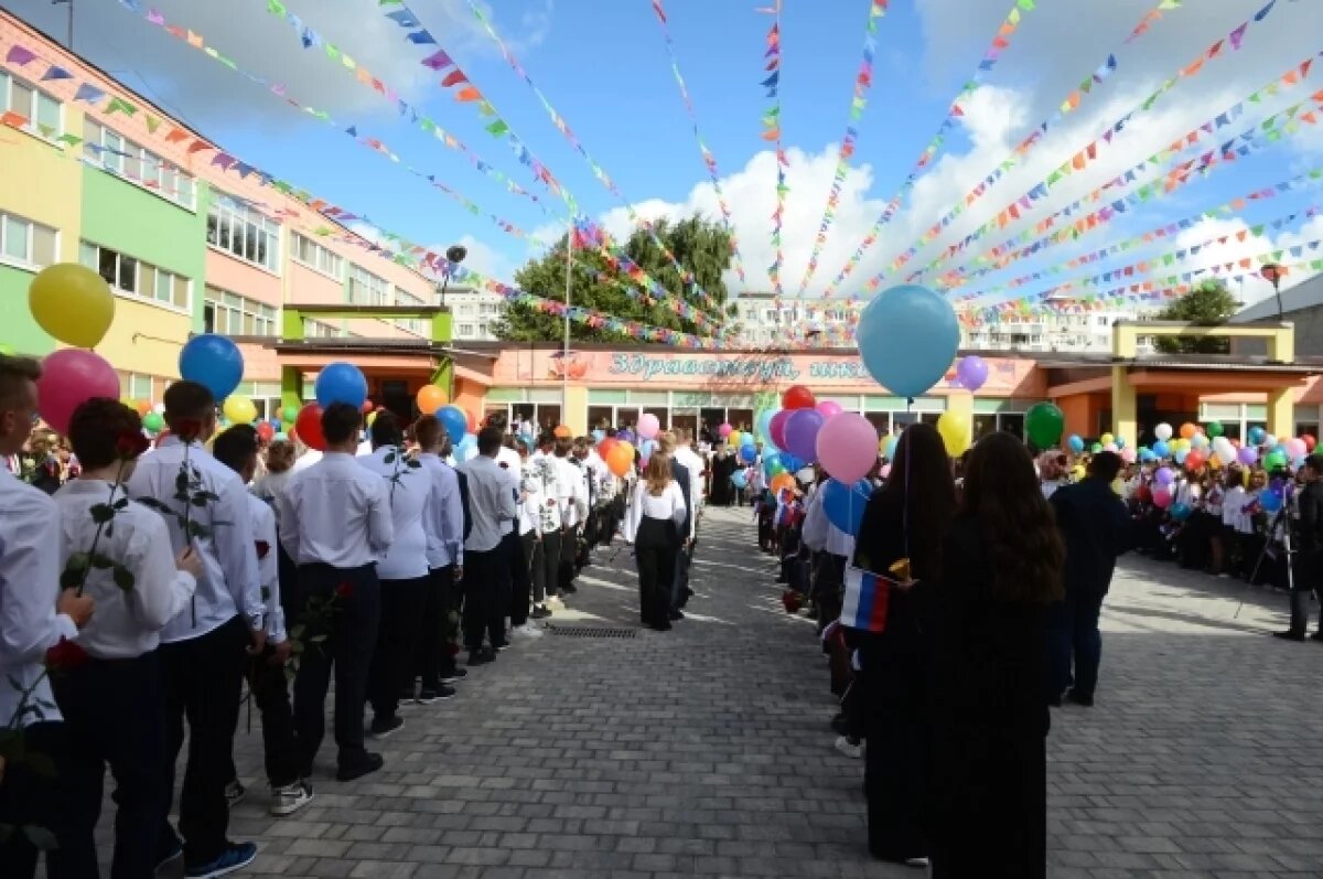    В Омске торжественные линейки ко дню знаний состоятся 2 сентября