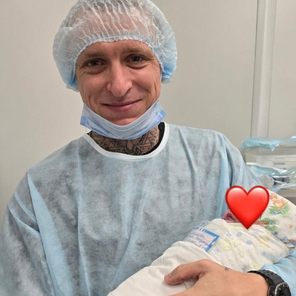    Павел Мамаев с сыном Социальные сети