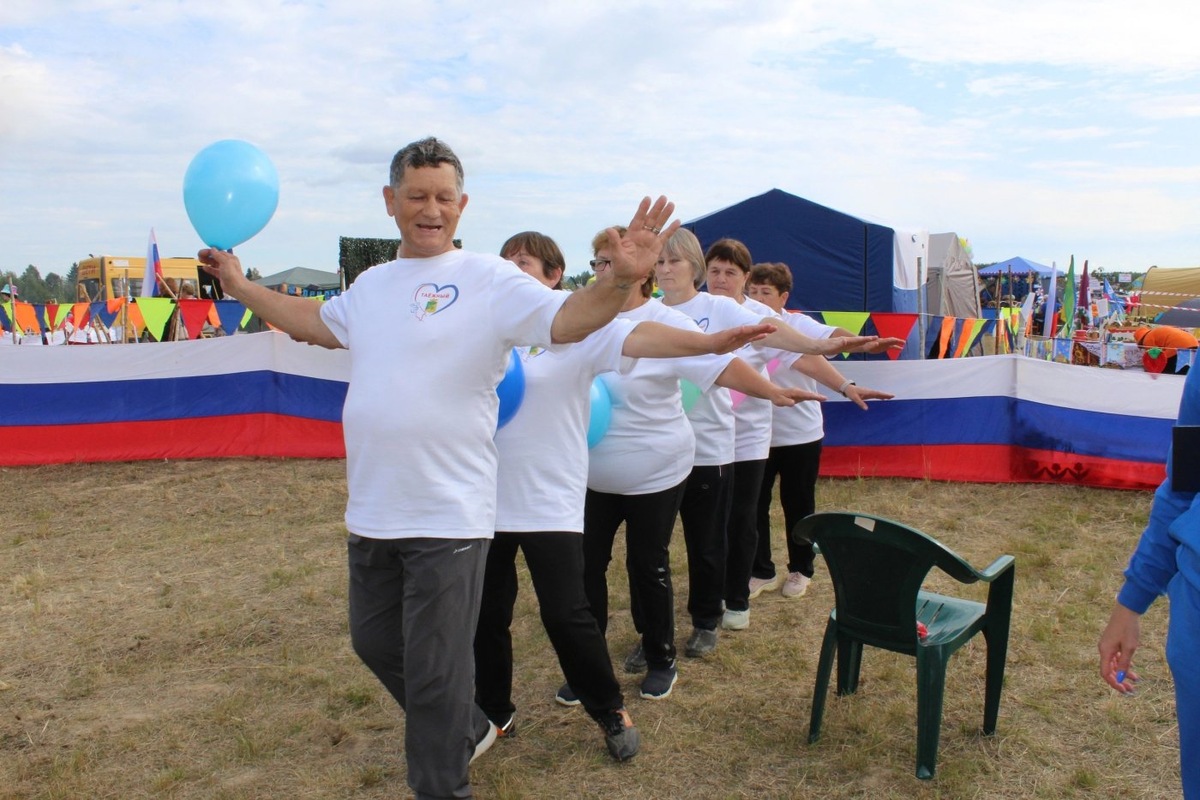    В Югорске прошел окружной туристический слет серебряных волонтёров