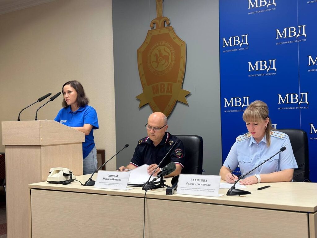 Альбина Сагирова сообщила, что за полгода к ним поступили просьбы о помощи в поисках 175 пропавших людей. Фото Анастасии Богдановой