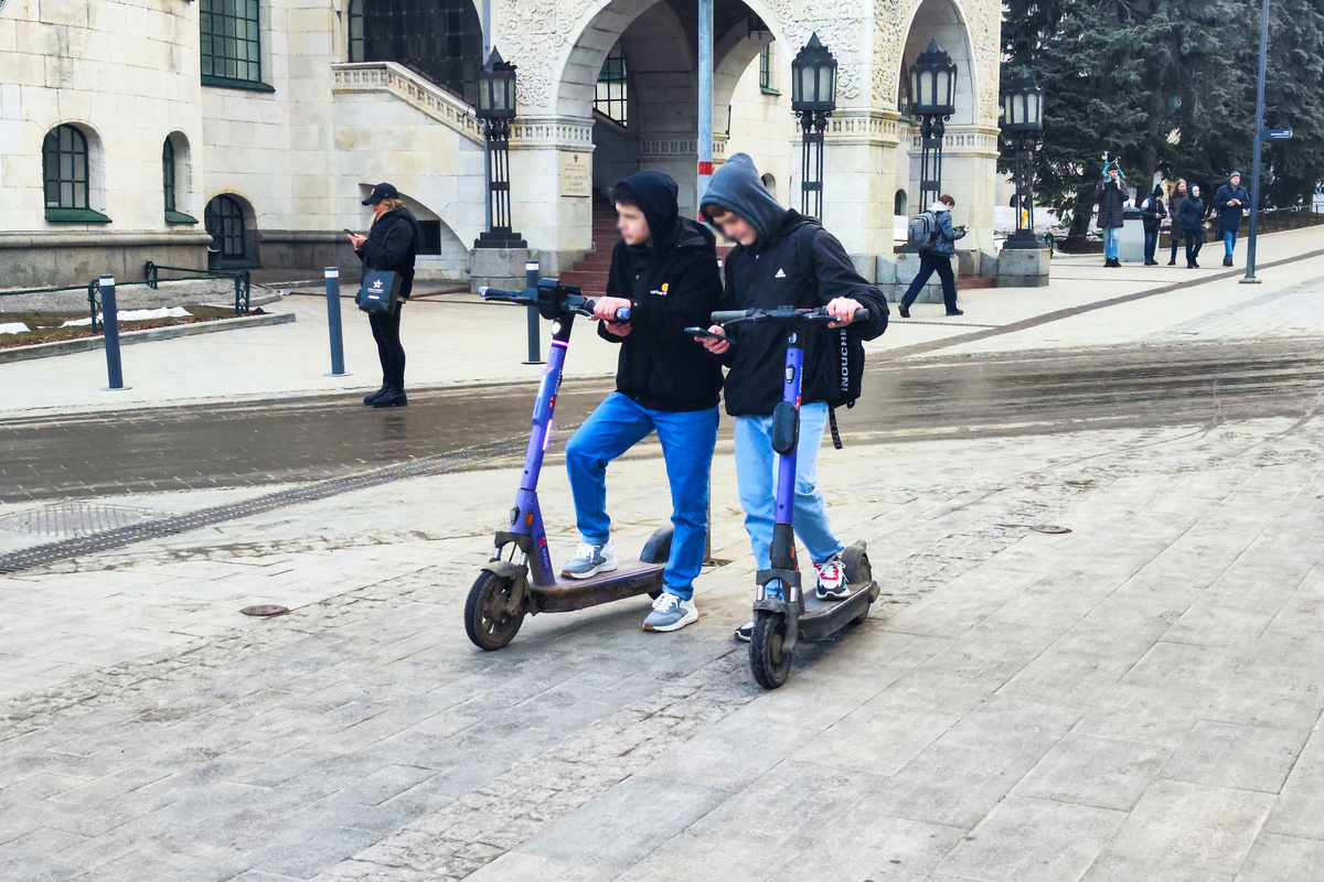 Мера с госномерами для электросамокатов уже показала свою эффективность в Москве.  Фото: Фото: ФедералПресс / Ксения Кобалия