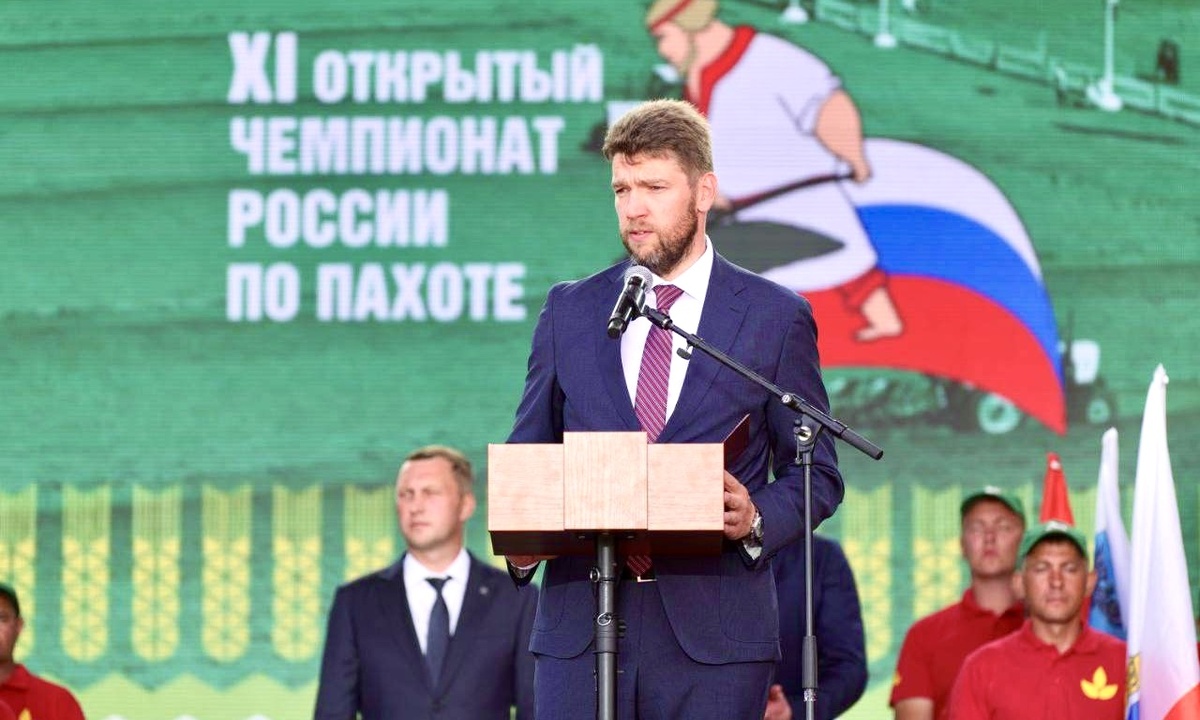 Что принято считать хорошими манерами. Формы и методы социальной работы с мигрантами. Креативная экономика. Индивидуальность в обществе. Лидерство человечки.