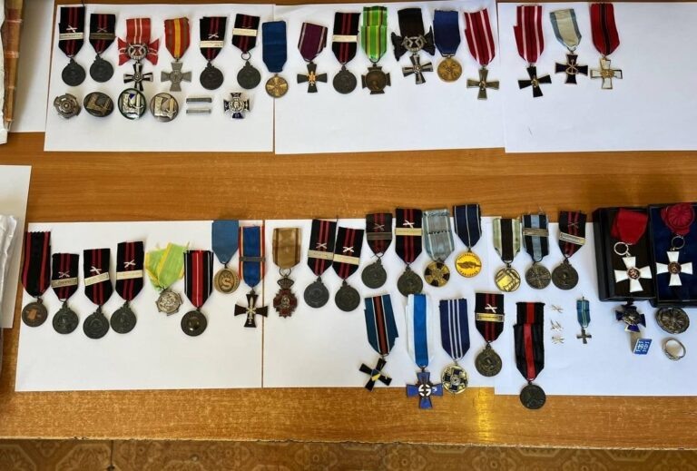    На жителя Орска завели уголовное дело за контрабанду государственных наград Кристина Просвиркина