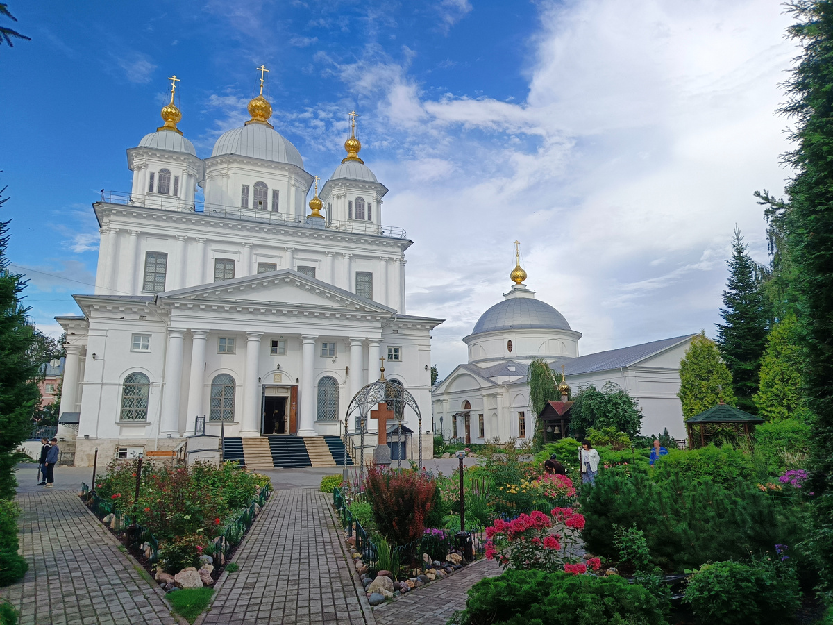 Казанский женский монастырь