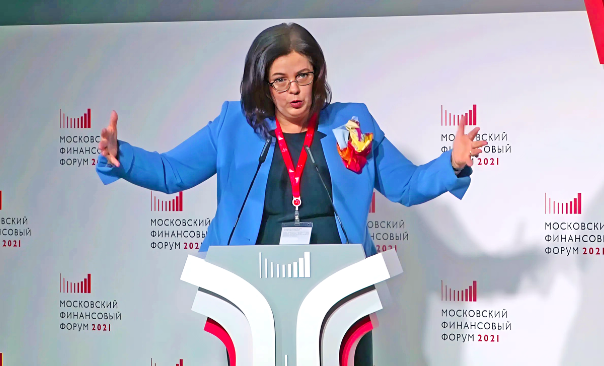 представьте себе Россию без курьеров и таксистов. Звучит как начало анекдота, но именно такую картину рисует нам Елена Дыбова.