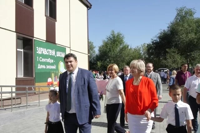    Имеет ли право на выходной родитель первоклассника 1-го сентября?