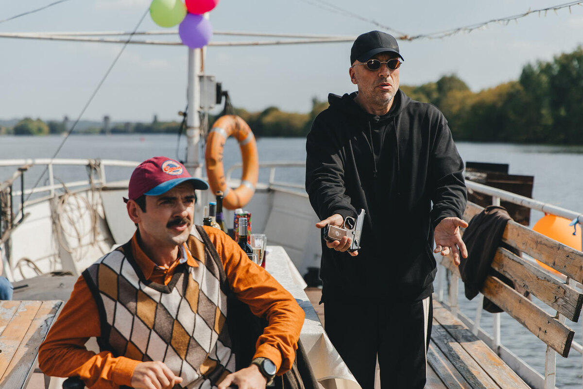    кадры со съемок сериала «Актерище» пресс-служба KION