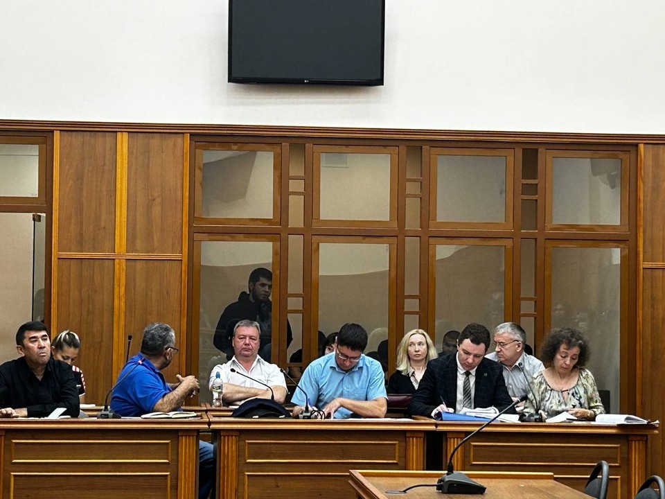    Миров дает показания. Егор ПОБЕРЕЙ