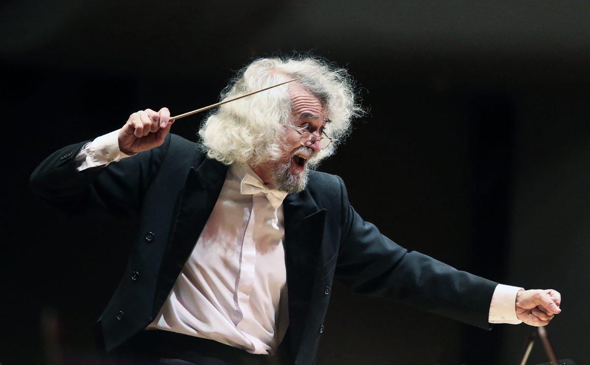 На фото маэстро Михаил Александрович Щербаков.