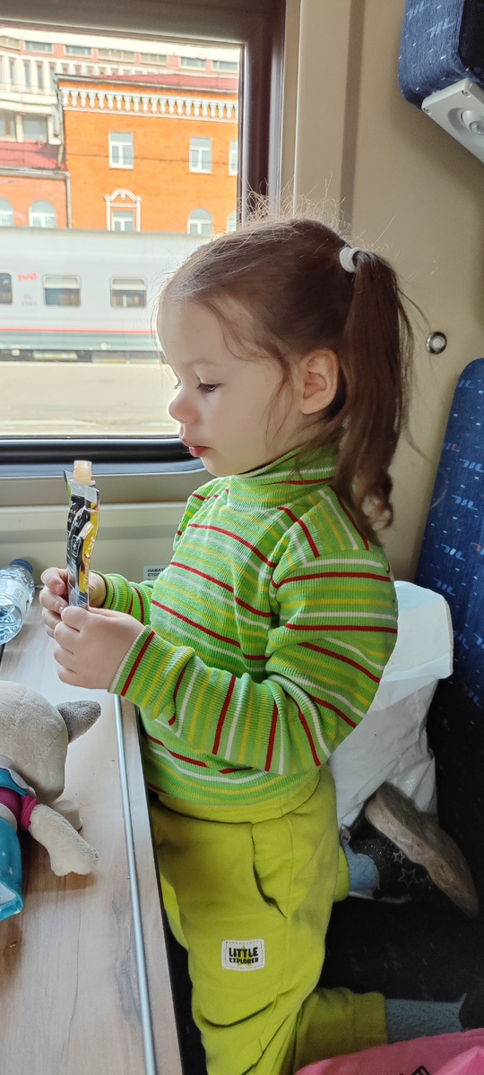 Уже хомячит)