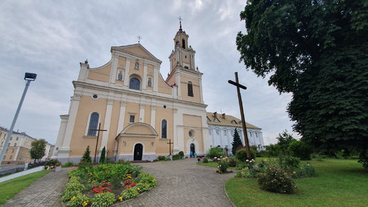 Гродно. Зайдем в три католических храма (костела) в стиле барокко