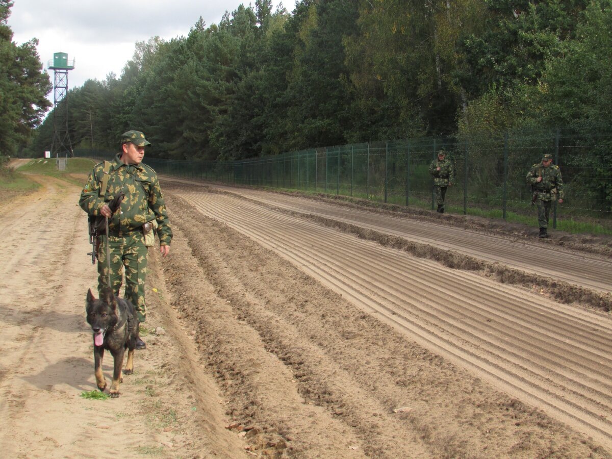 Примерно так, КСП, Система и наряд из 3х человек.