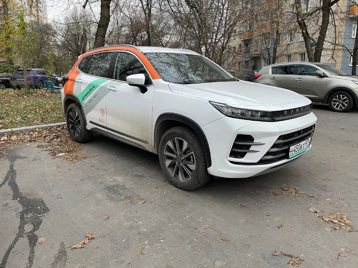 Когда китайский дизайнер уснул, листая каталог Lexus, но проснулся на разделе с BMW