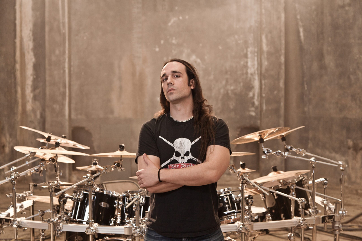 Джордж Коллиас (George Kollias)