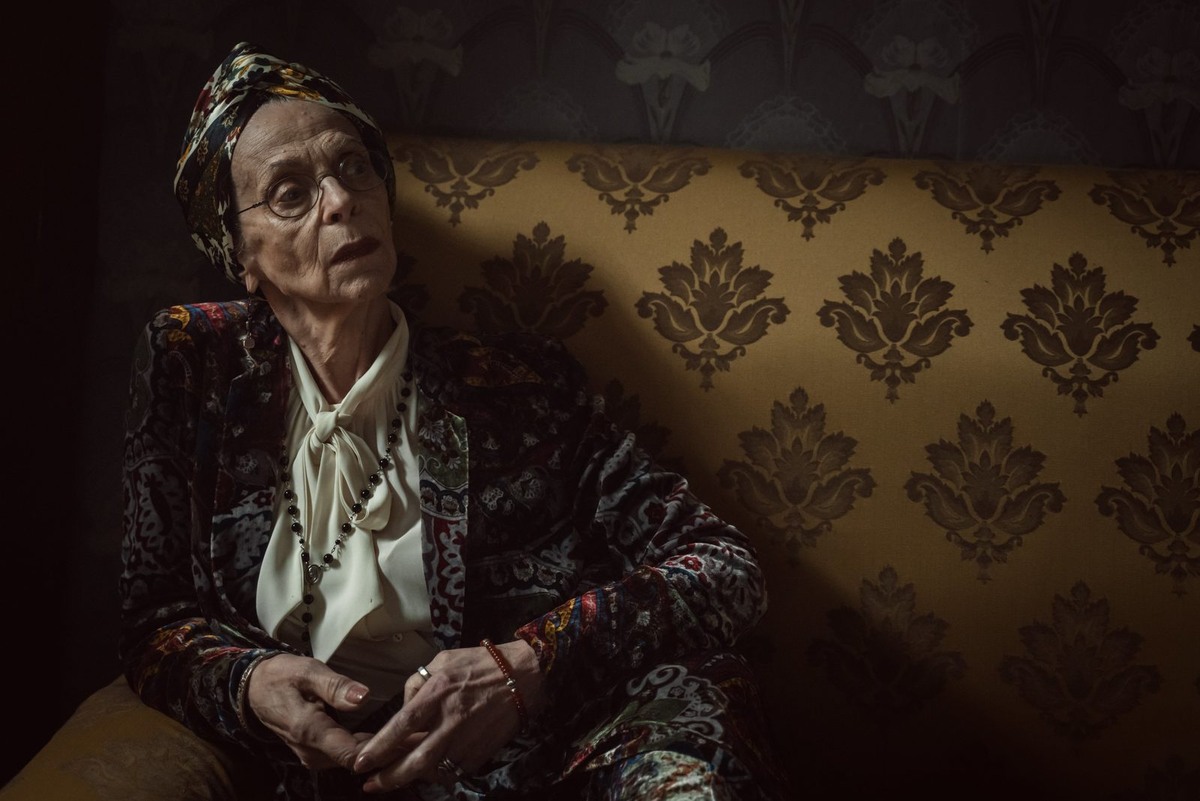 Ёла в роли старухи-процентщицы в современном "Преступлении и наказании"