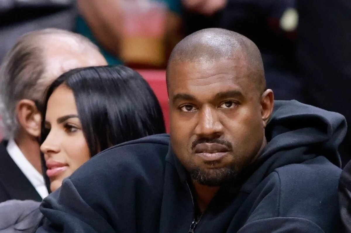    Baza: концерт Канье Уэста в Москве не состоится