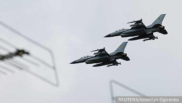     Фото: REUTERS/Valentyn Ogirenko   
 Текст: Вера Басилая