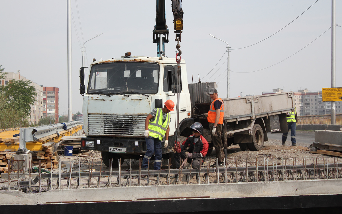 Новый участок позволяет вывести транспорт на федеральную трассу М-10 «Россия».  Фото: Фото: ФедералПресс / Анастасия Куликовских