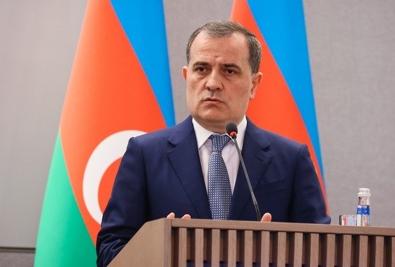    Джейхун Байрамов