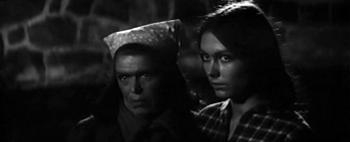 Гражина Байкштите в фильме "Последний форт".