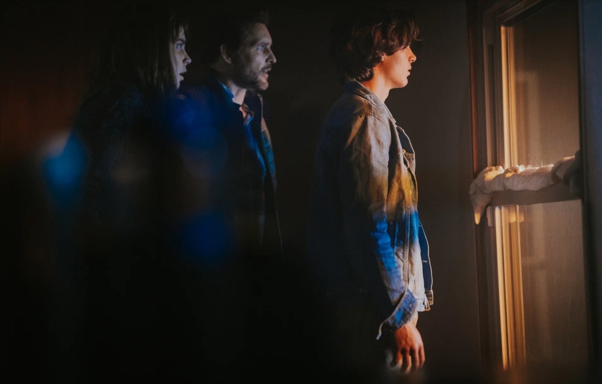 Кадр к фильму «В плену огня» («On Fire») 2023