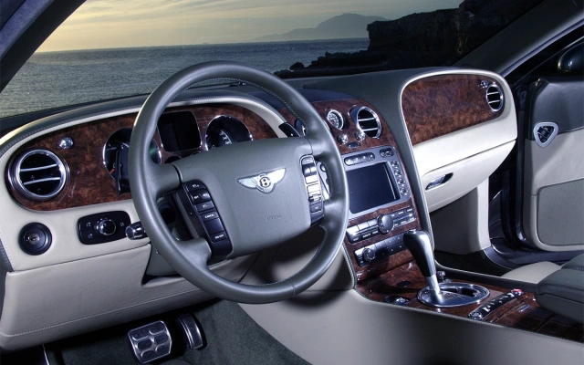 Салон Bentley Continental GT