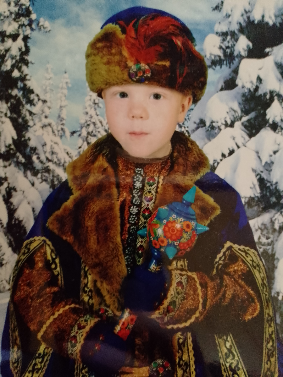 Это мой Коля в 5 лет. Сейчас ему 19.