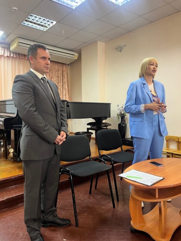  Дмитрий Голубев и Светлана Юрчишина / Фото: ДМШ №2