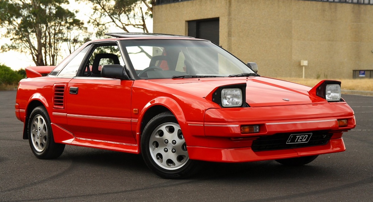 Toyota MR2