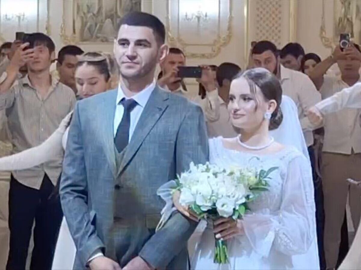    Ветеран специальной военной операции из Дагестана Азамат Мамаев женился на девушке, которая ухаживала за ним в военном госпитале© Защитники Отечества/Telegram