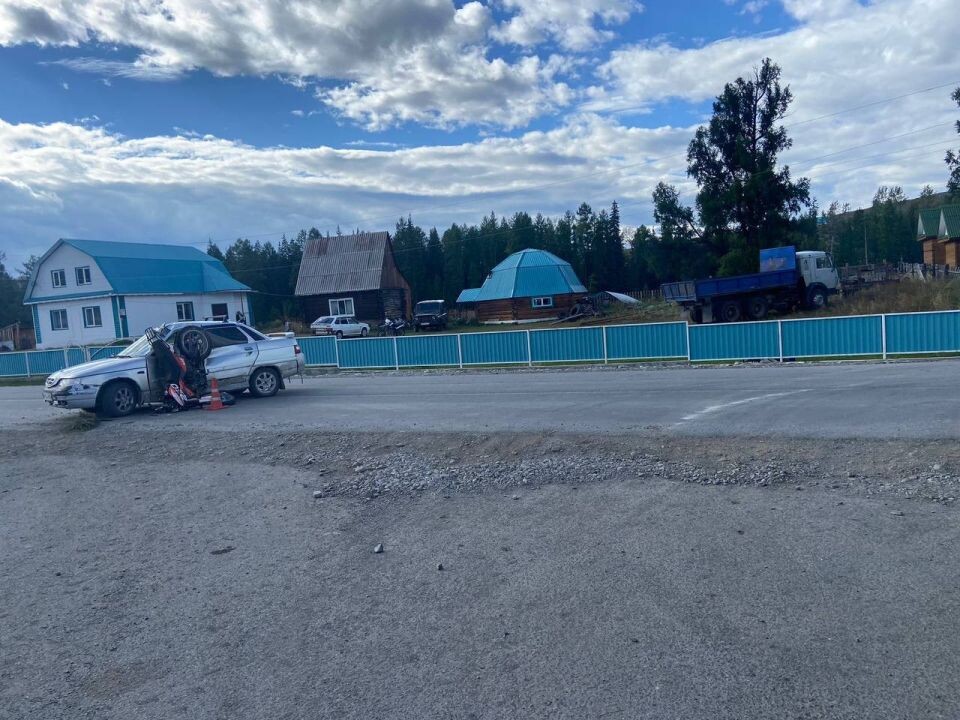    Смертельное ДТП с мотоциклом на Алтае. Источник: t.me/gibdd04