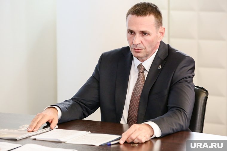Врио губернатора Хабаровской области Дмитрий Демешин заявил Путину, что готов сделать из региона центр развития Дальнего Востока. Фото: Роман Наумов © URA.RU