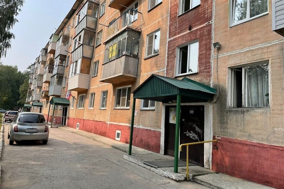 Девочка с матерью жили в пятиэтажке. Фото: Анна ПАШАГИНА.