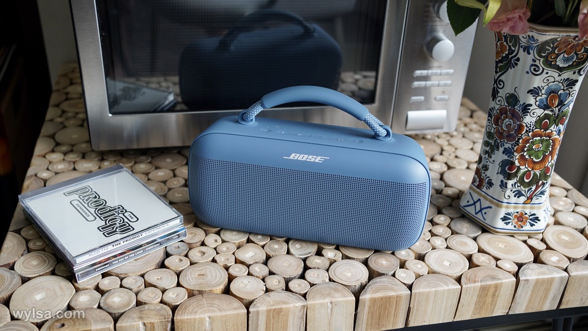 Bose SoundLink Max. Фото: Сергей Кузьмин / Wylsacom Media