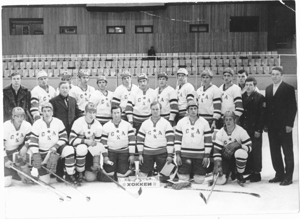 Фото с яндекс.картинки (СКА Свердловск в первую половину 70-х)