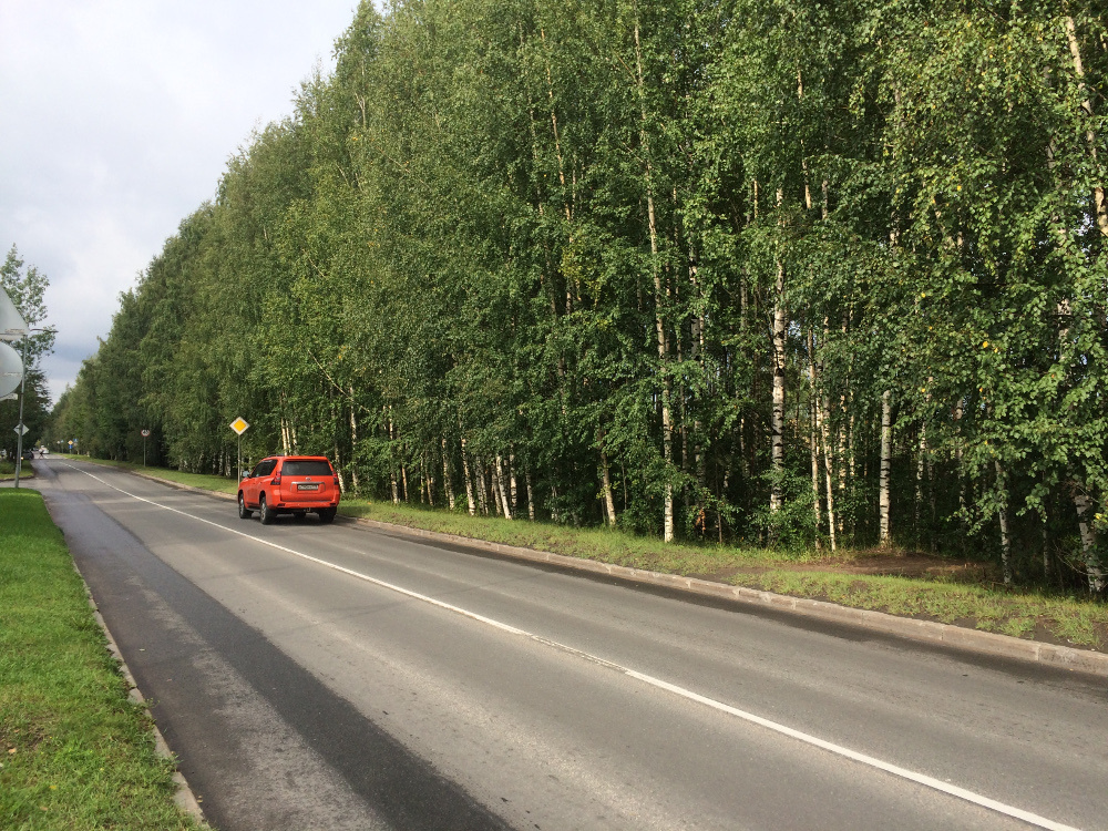 Улица Аэропортовская у спортивной площадки