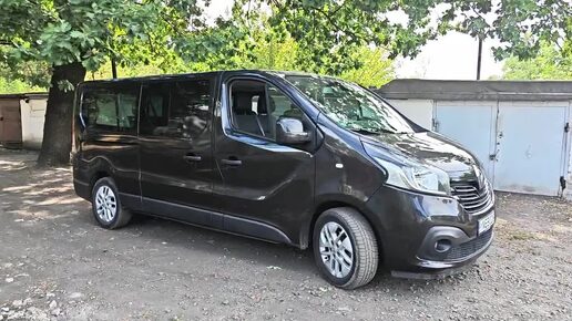 Renault Trafic 2015г., 1,6л турбодизель за 2,200,000р. Возможно последний по старым правилам ввоза.