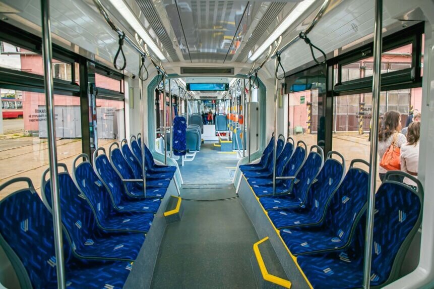 Салон трамвая