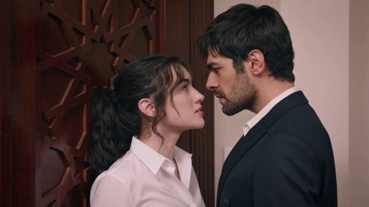 кадр из сериала