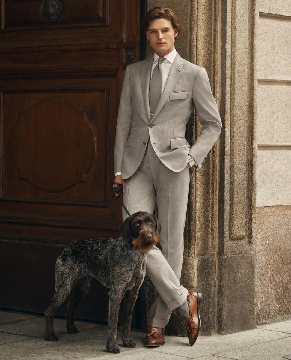 Образ из коллекции Ralph Lauren Purple Label Pre-Fall Collection 2024. Материал: Ralph Lauren.