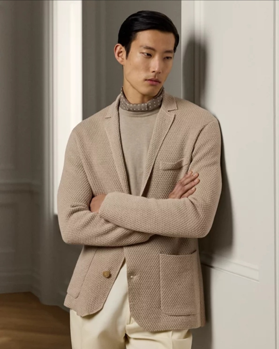 Льняной  текстурированный мужской  блейзер из коллекции Ralph Lauren Purple Label Pre-Fall Collection 2024. Материал: Ralph Lauren.