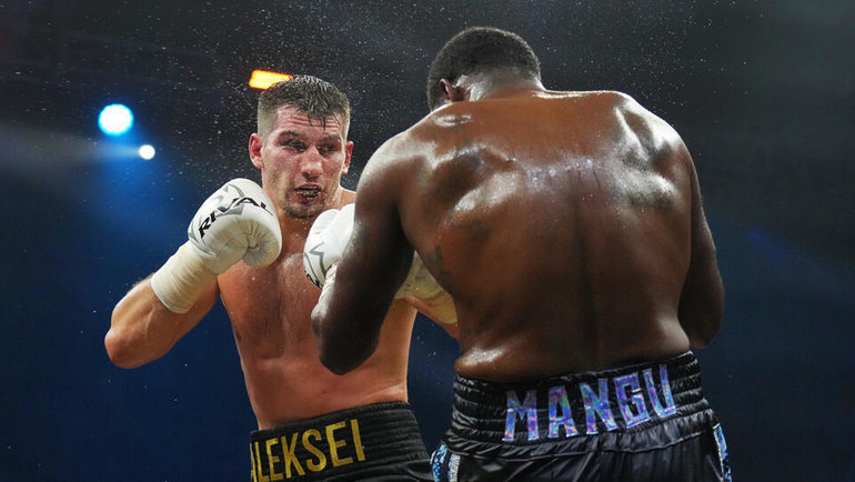    Алексей Папин против Феликса Валеры.Дмитрий Коротаев Известия