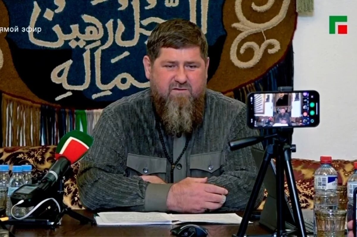    Кадыров показал новое видео со взятыми в плен боевиками ВСУ
