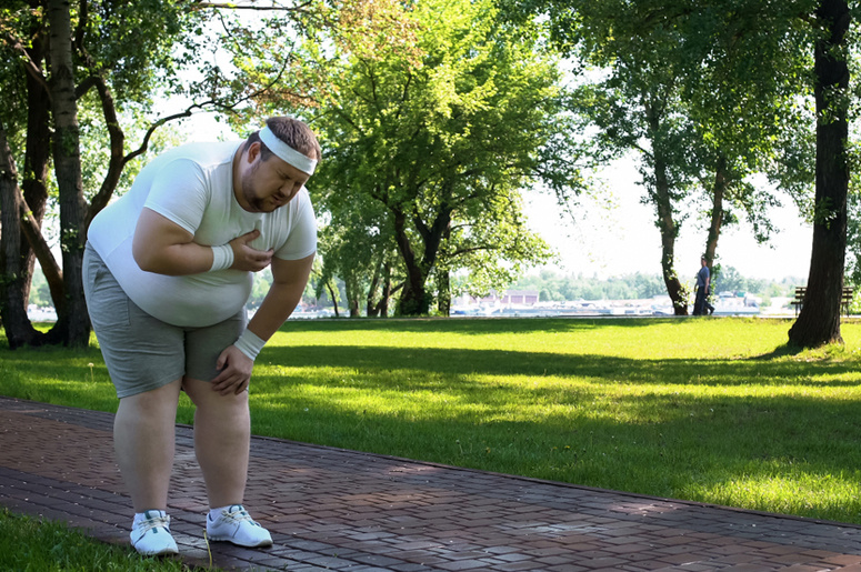 Одышка может говорить о наличии лишнего веса.