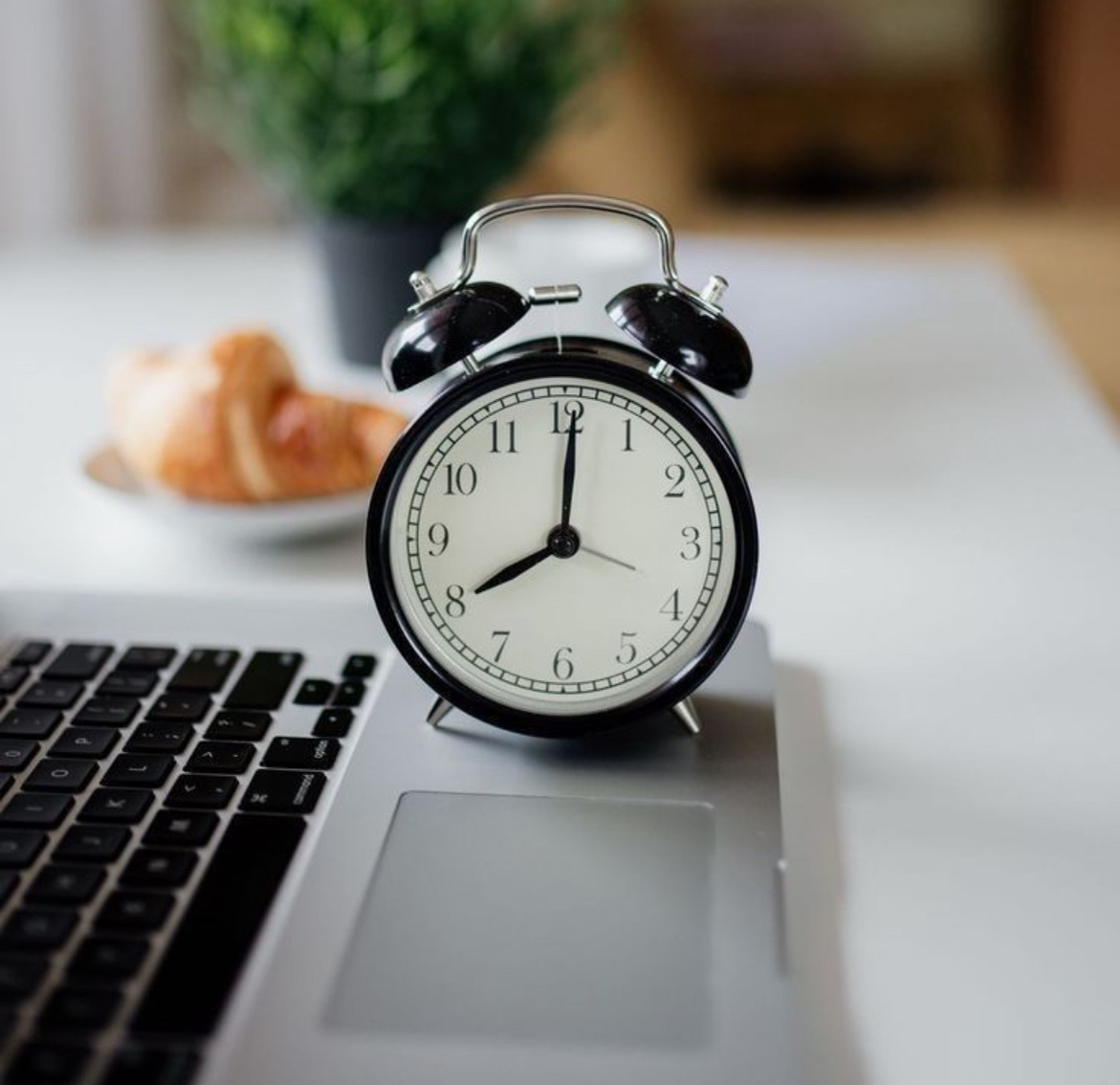 Нужно давать себе шанс🧡